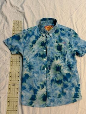 RSVLTS Blue Tie‑Dye Button‑Up | Boys Medium | Short Sleeve Performance shirt